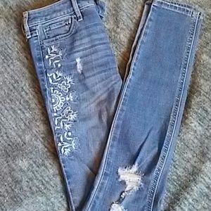 Hollister jeans